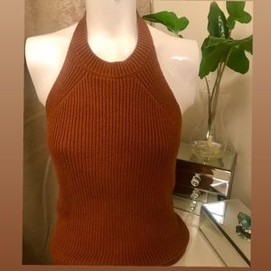 Around the neck top🌼